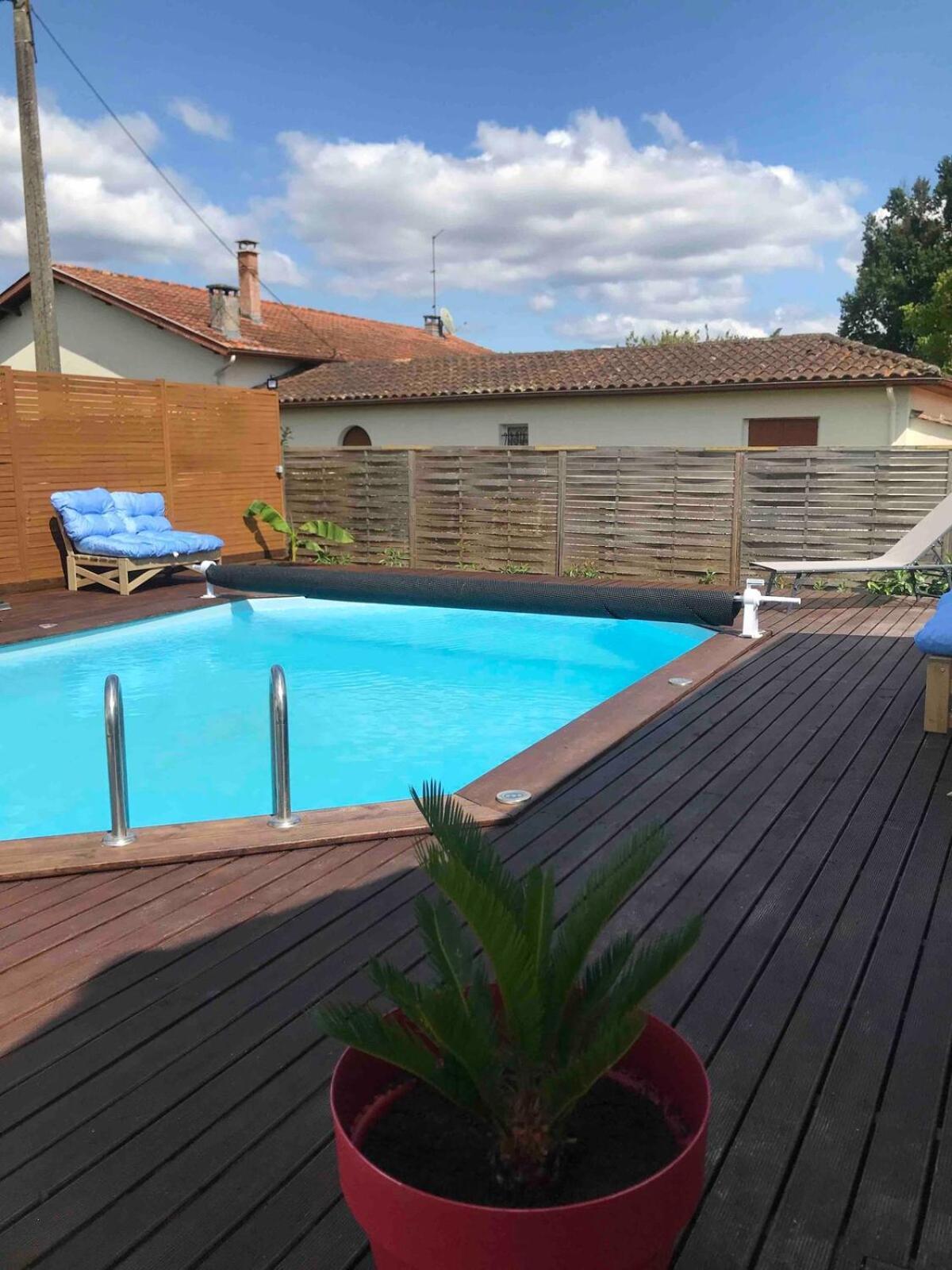 Chambre Zen Saint-Medard-de-Guizieres Exterior photo